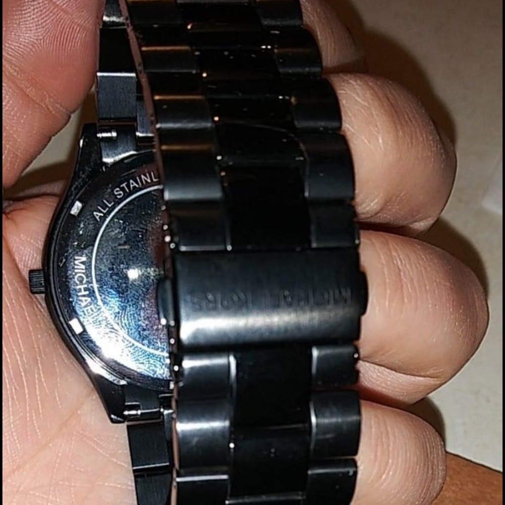 Men’s Michael kors watch - Picture 2 of 3